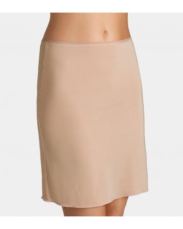 COMBINACION TRIUMPH BODY MAKE UP SKIRT COLOR: negro, piel; TALLAS: 36, 38, 40, 42, 44, 46 Temporada: anteriores -   -