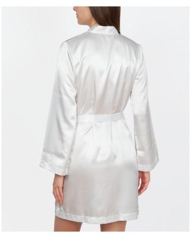 9063 BASIC BATA CORTA RASO TALLAS: s, m, l, xl, xxl; COLOR: negro, nacar Temporada: invierno 2012 -   - PEPI GUERRA