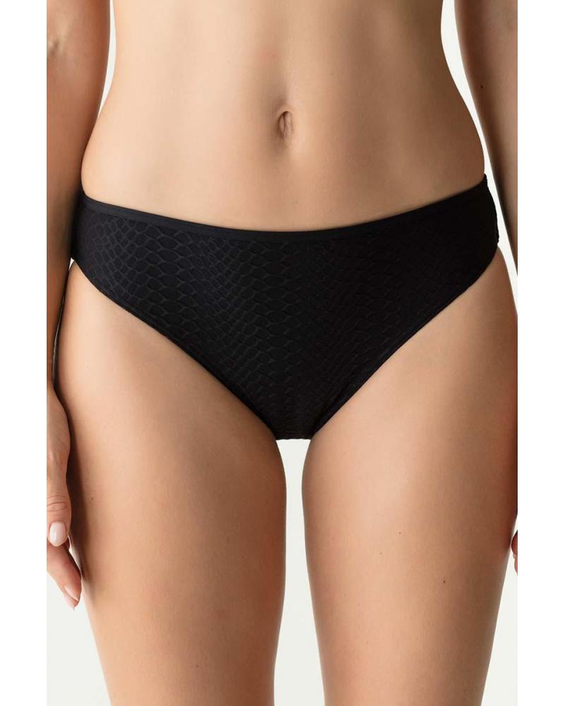 4005350 CANYON COLOR: rojo, negro; TALLAS: 38, 40, 42, 44 Temporada: ver19 -   - PEPI GUERRA