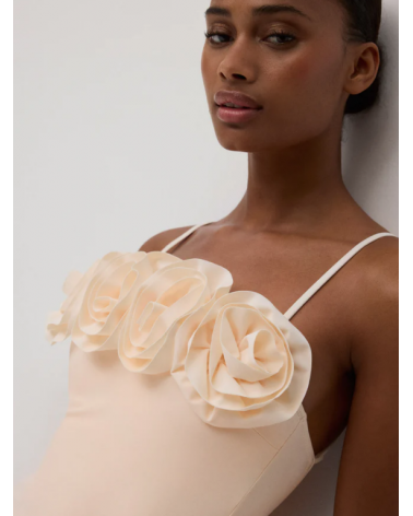 BAÑADOR ESCOTE FLORES 82820 COPA B