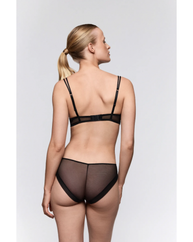 SUJETADOR SARDA SHAY COPA E 3500813 COLOR: negro, radiance; TALLAS: 90, 95, 100, 85, 105 Temporada: invierno 25 - Todos